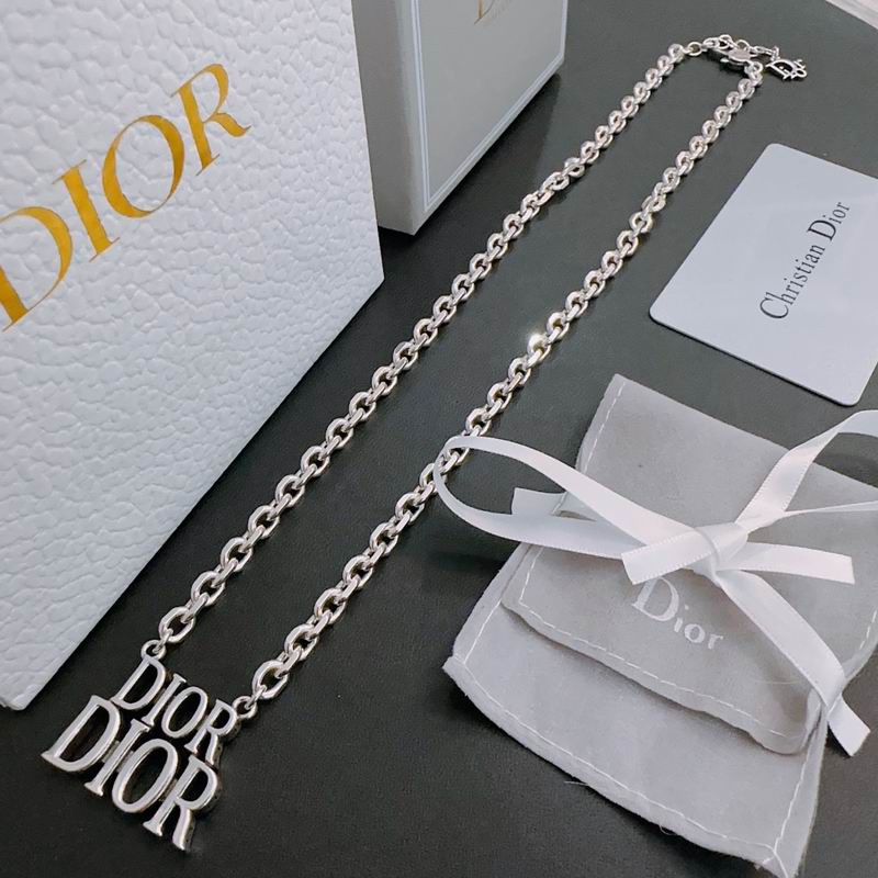 Dior Necklace 04lyr195 (7)